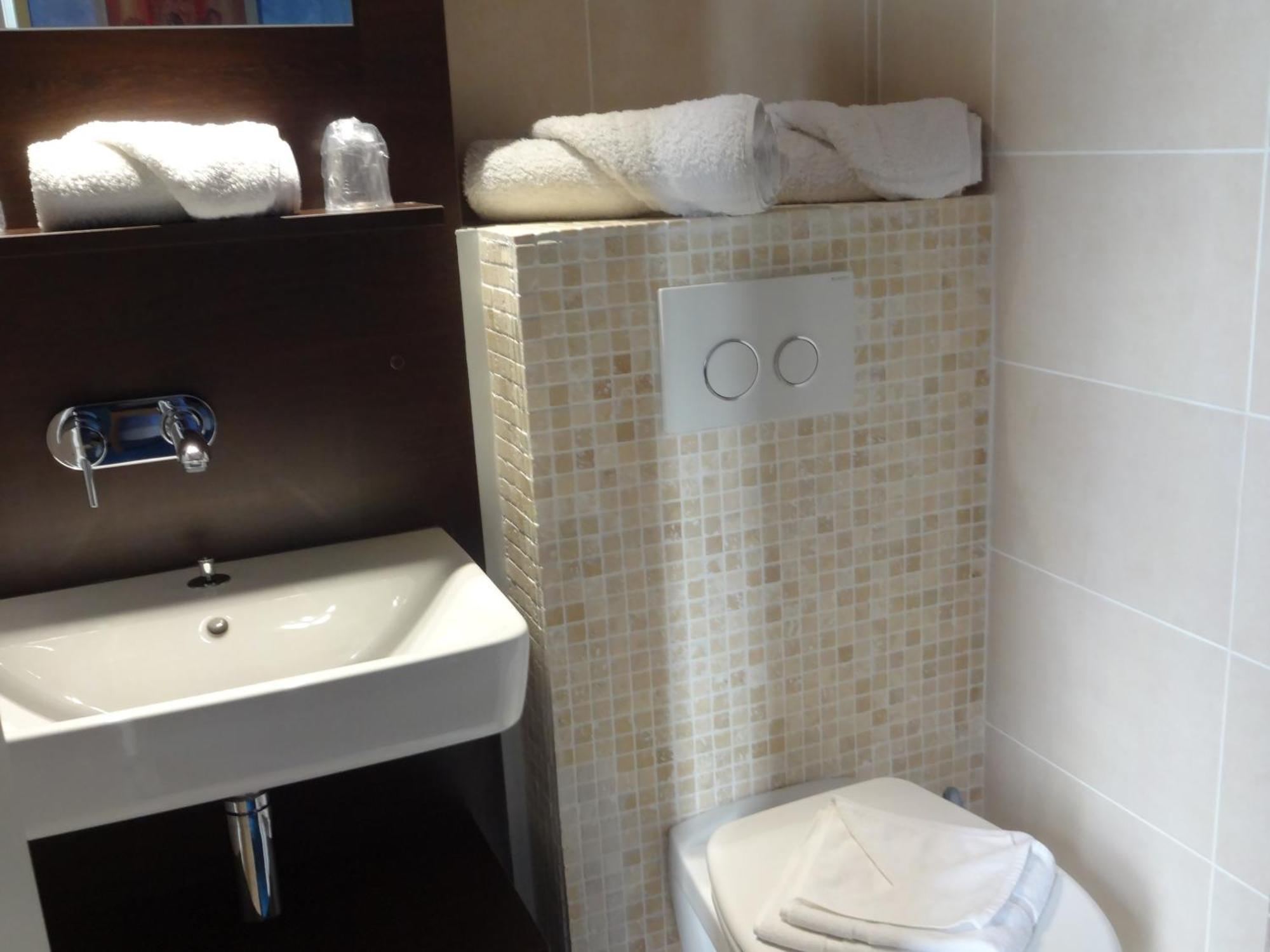 Hotel La Champagne Ardenne カブール 部屋 写真